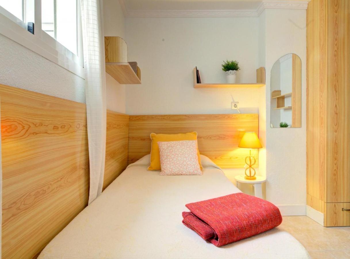 Fuengirola Playa Carina Apartment ภายนอก รูปภาพ