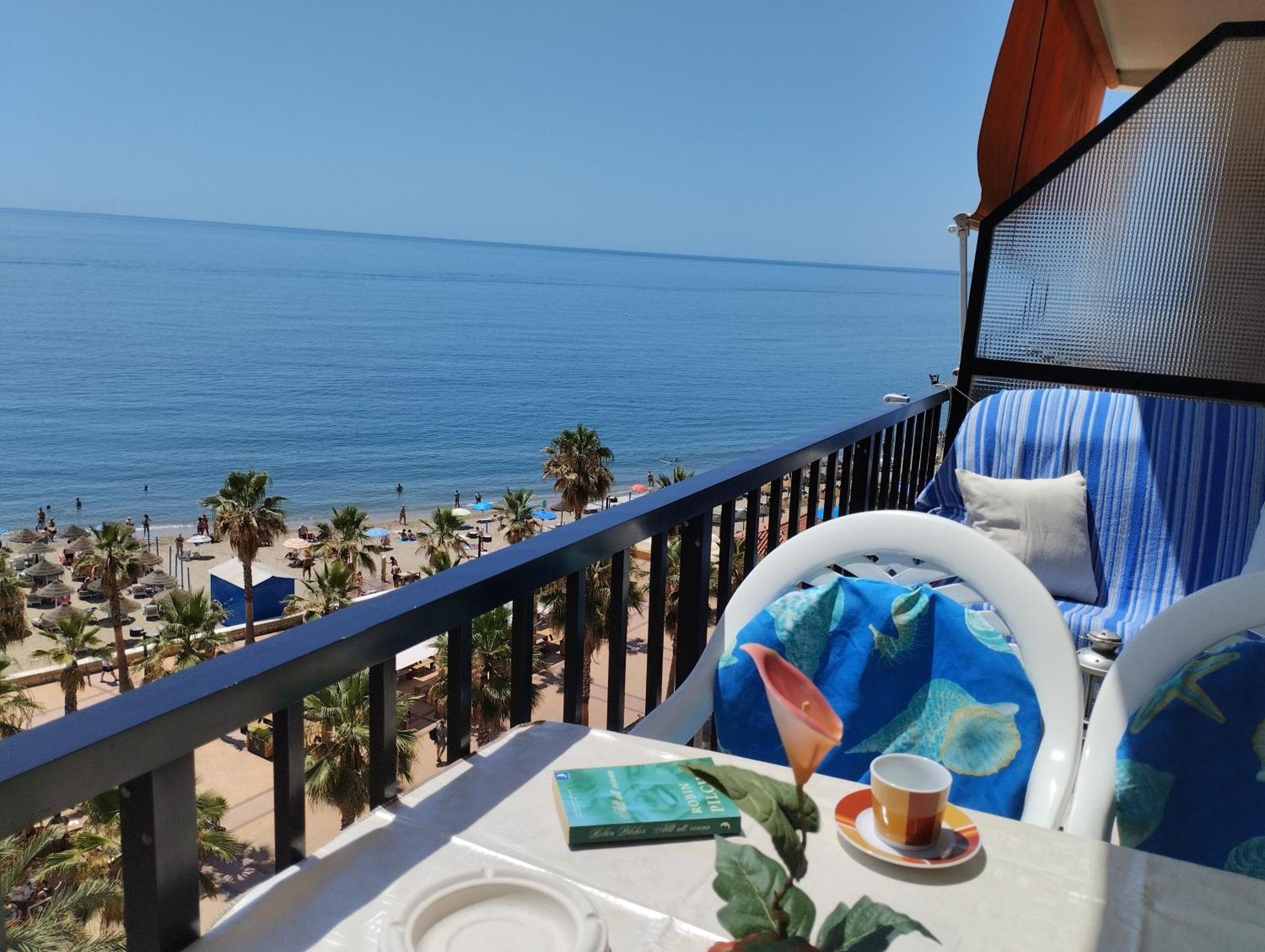 Fuengirola Playa Carina Apartment ภายนอก รูปภาพ