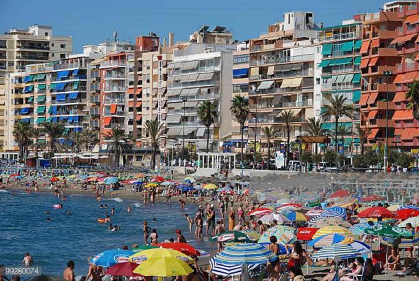 Fuengirola Playa Carina Apartment ภายนอก รูปภาพ