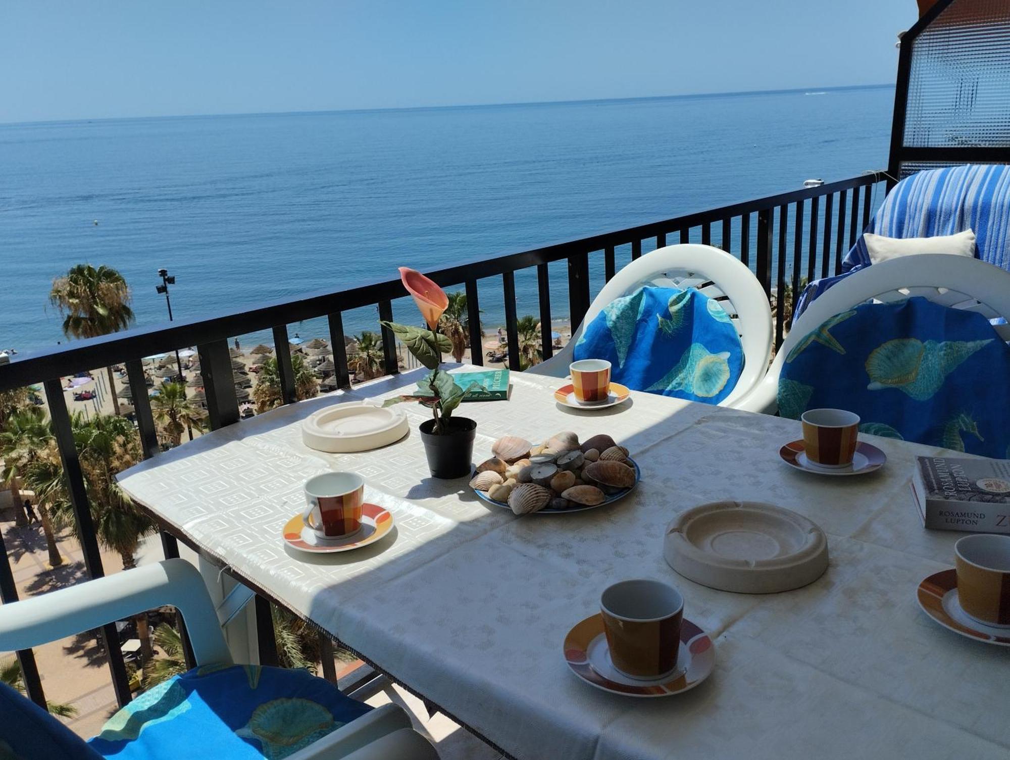 Fuengirola Playa Carina Apartment ภายนอก รูปภาพ